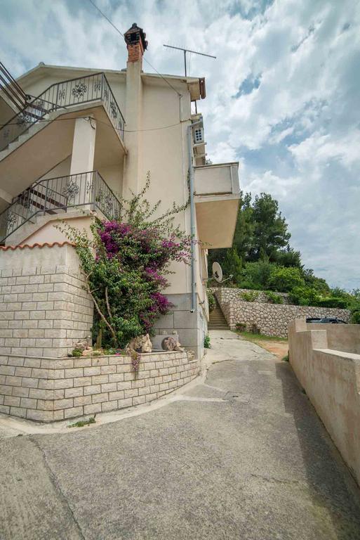 Apartment Anica Palit Exterior photo